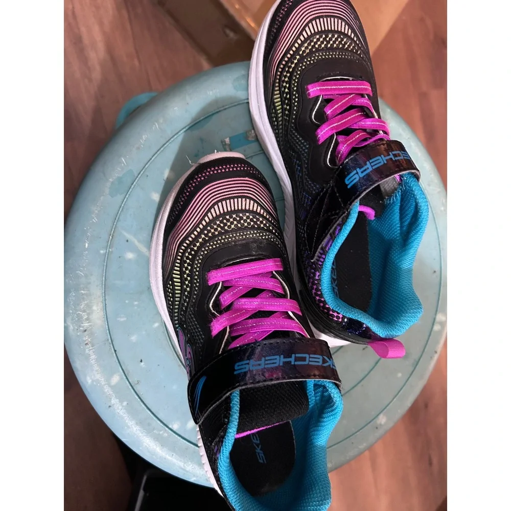 Skechers sparkle shine